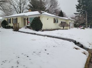 3769 Lyell Rd, Rochester, NY 14606