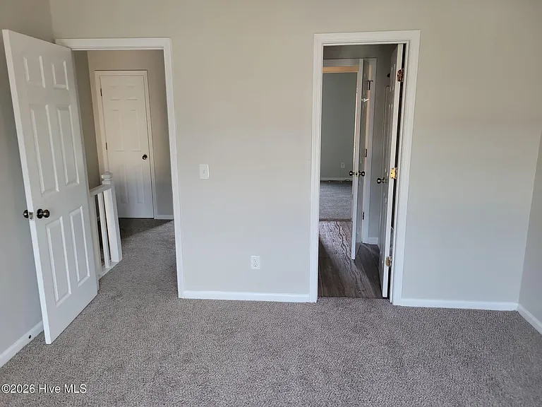 19 Upton Ct — Photo 24