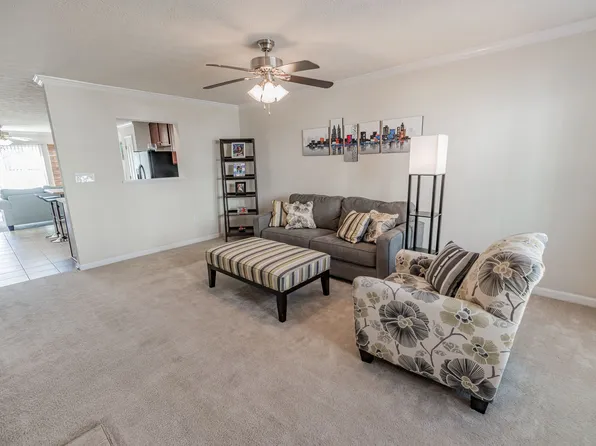 210 Summerfield Dr #1, Morgantown, WV 26508