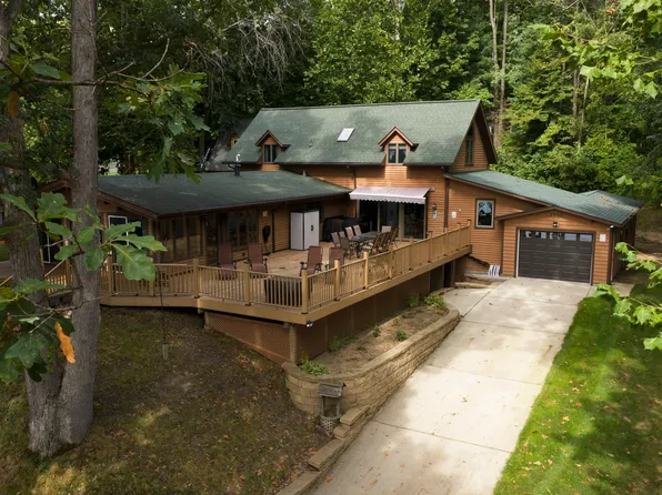 2533 Miner Lake Dr, Allegan, MI 49010