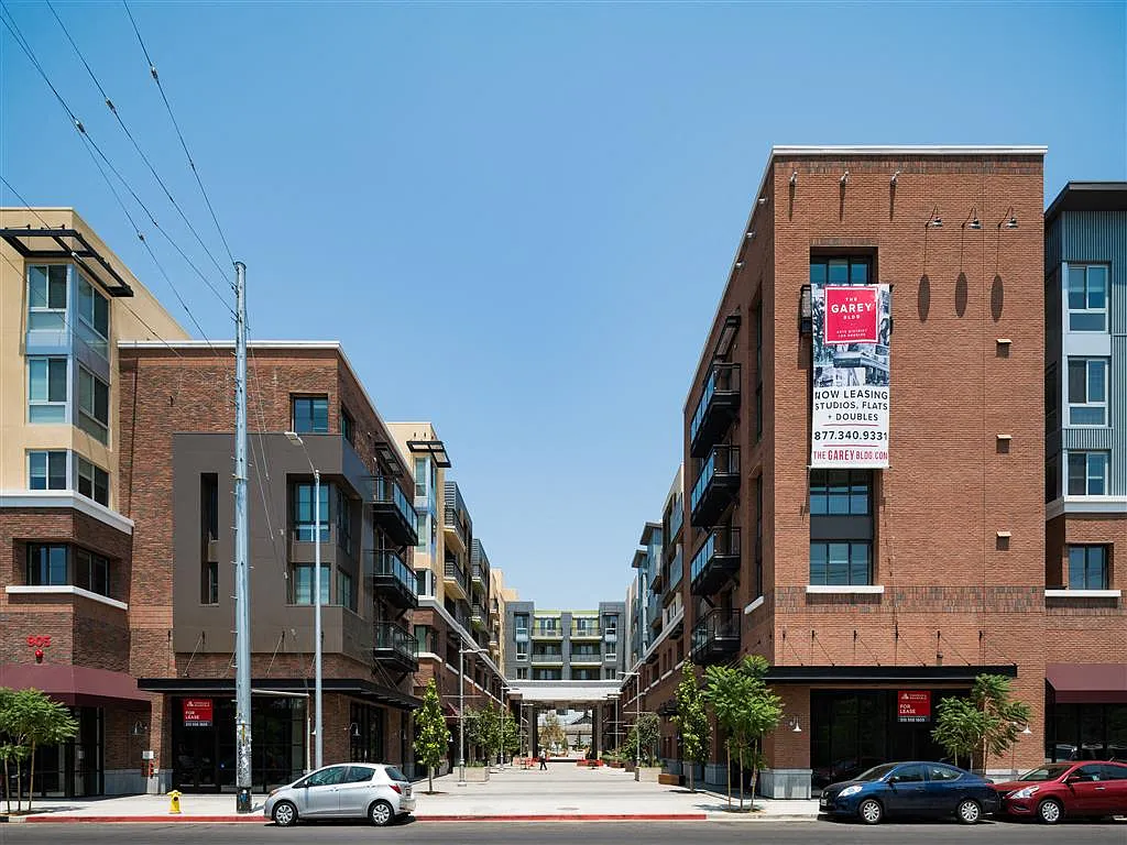 Garey Building — Photo 3