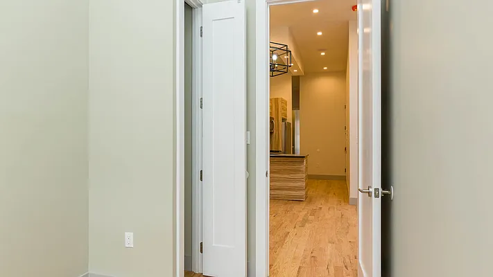 Rented by Nooklyn NYC LLC | media 8