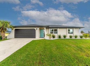 84 Annapolis Ln, Rotonda West, FL 33947