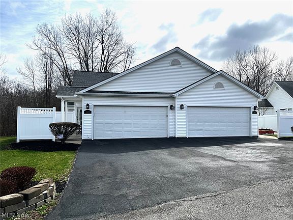 3rd image of 3420 Orchard Ct