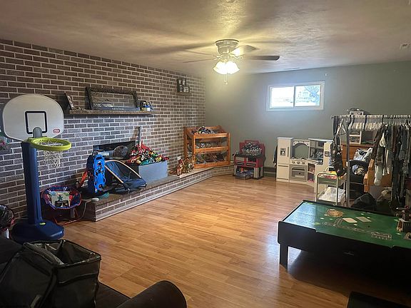 4th image of 2580 Serene Dr