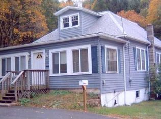375 Delaware Ave, Saugerties, NY 12401