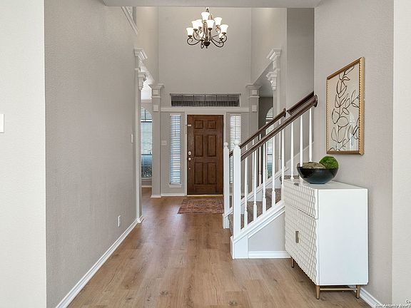 3rd image of 18802 AGIN CT