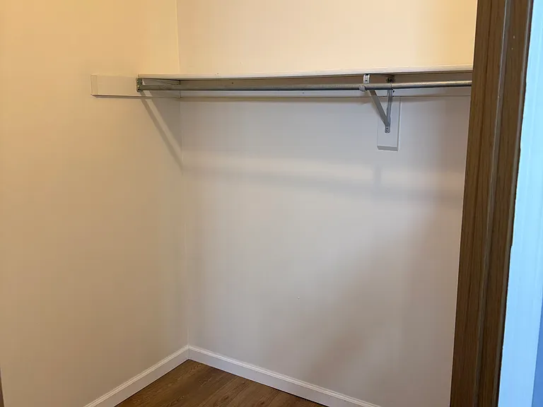 240 Locust View Way — Photo 9