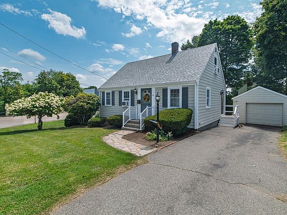 2nd image of 49 Edgeworth St