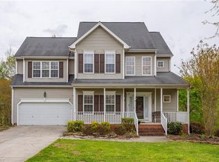 202 Jamestown Oaks Dr, Jamestown, NC 27282