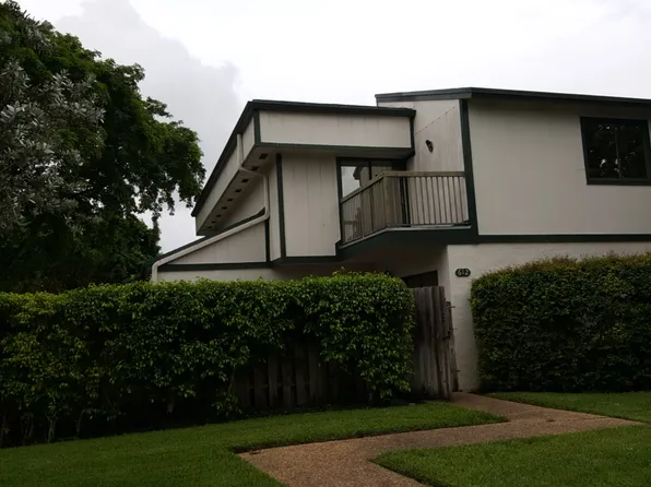612 Commodore Dr, Plantation, FL 33325