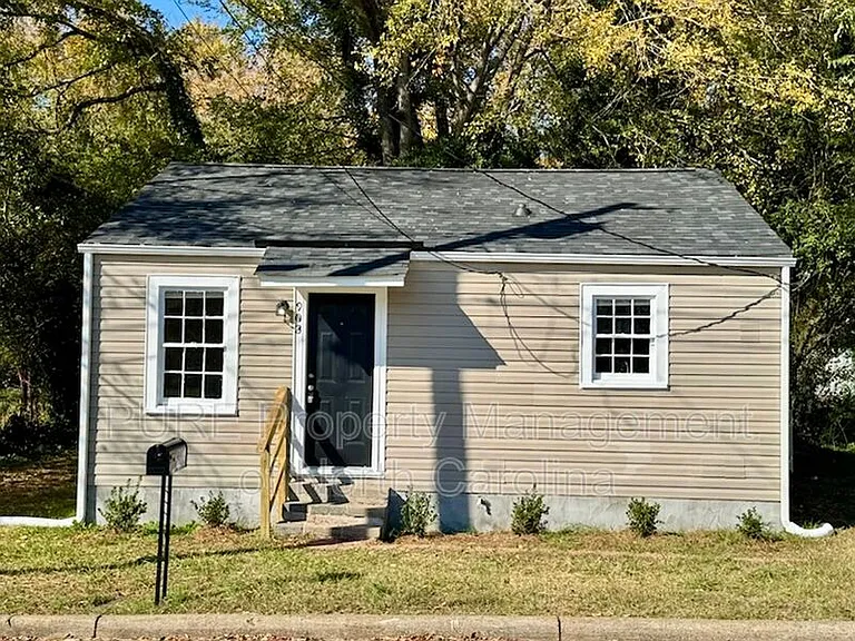 903 Holt St — Photo 4