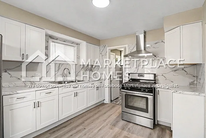 26437 Lehigh St — Photo 9