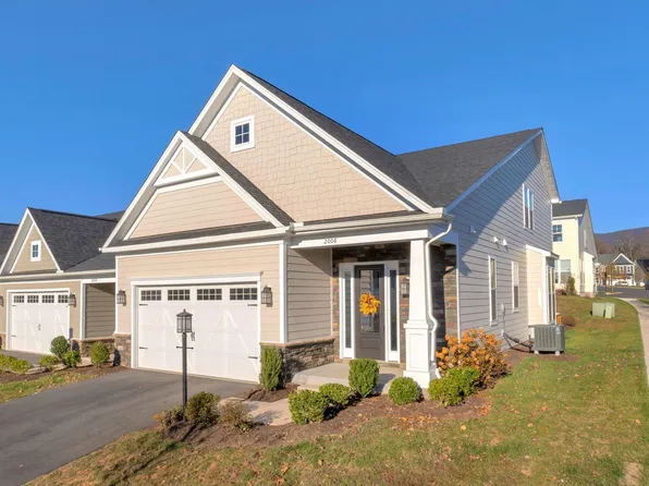 2006 Dunwood Dr, Crozet, VA 22932