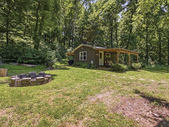 4th image of 2677 Pigg Schoolhouse Rd