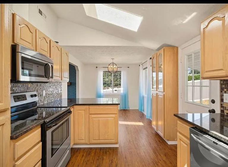 5820 N Moore St — Photo 13