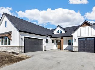 14227 N Woodpecker Ave, Boise, ID 83714