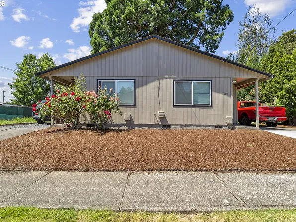 605 S Center St, Newberg, OR 97132