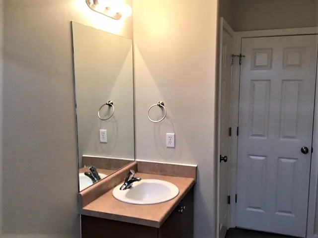 122 Spring Lakes Dr — Photo 14