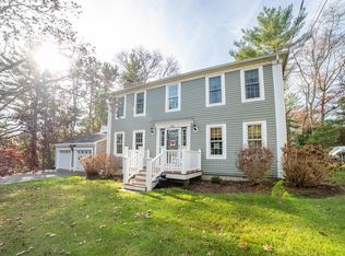 521 Long Pond Rd, Plymouth, MA 02360