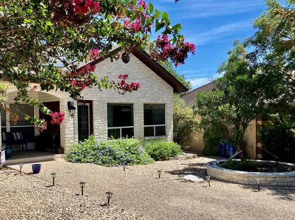 118 Saint Andrews Loop, Kerrville, TX 78028