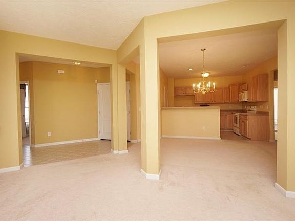 3rd image of 9306 Greenery Ct