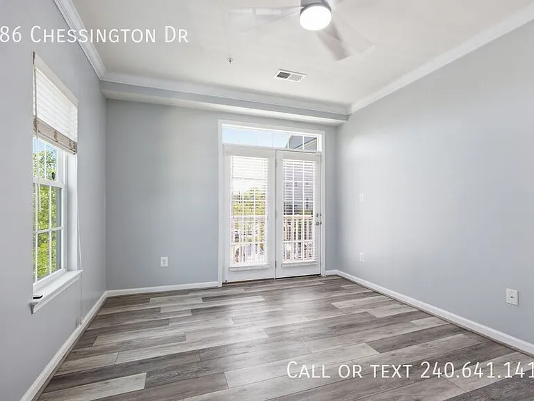 386 Chessington Dr — Photo 13