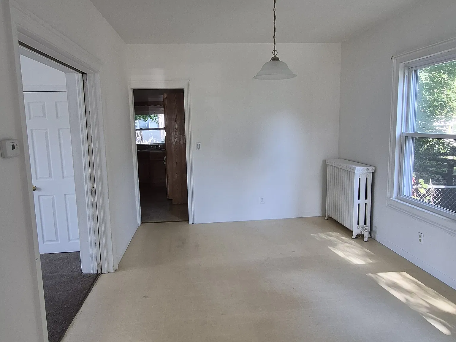 1 bed, 900 sqft, $1,600 — Photo 4