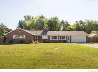 4157 Susan Dr, Williamsville, NY 14221