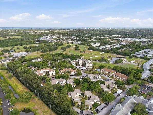 700 Starkey Rd APT 622, Largo, FL 33771