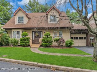 11 Old Mill Ct, Wall Township, NJ 07719