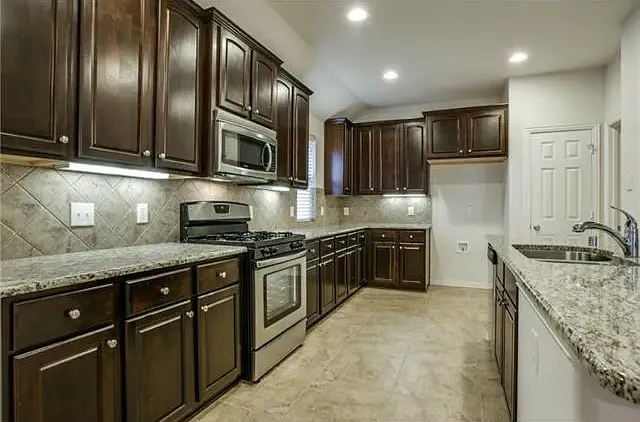 10436 Matador Dr — Photo 3