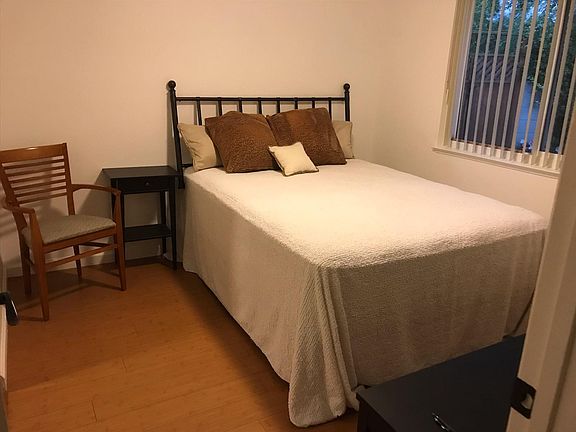 3rd image of 4441 Narit Dr
