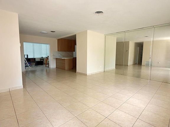 5th image of 7500 SW 98th Ct