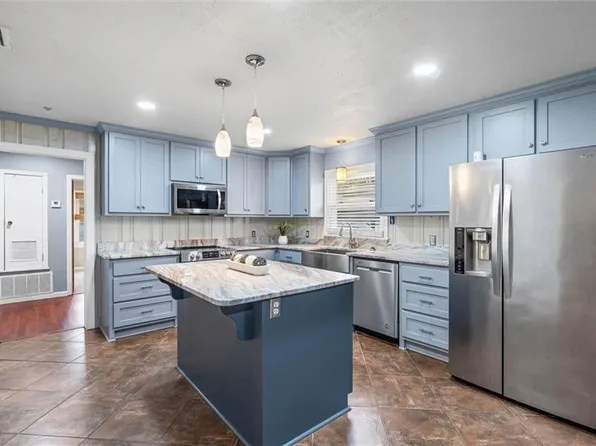 9722 Ramsey Rd, Grand Bay, AL 36541