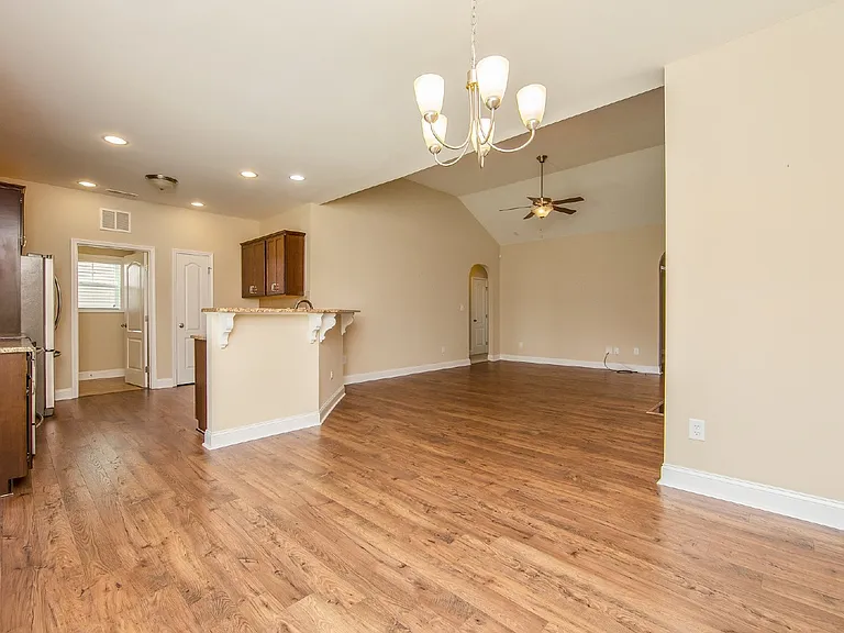 620 Stonebriar Ave — Photo 25