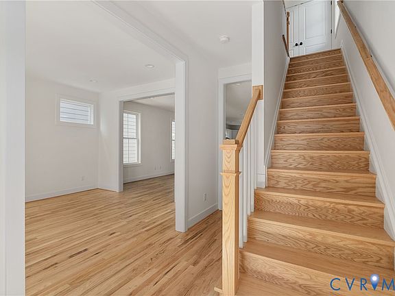 5th image of 1103 Carlisle Ave