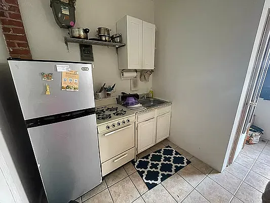 Rented by Compass | media 8