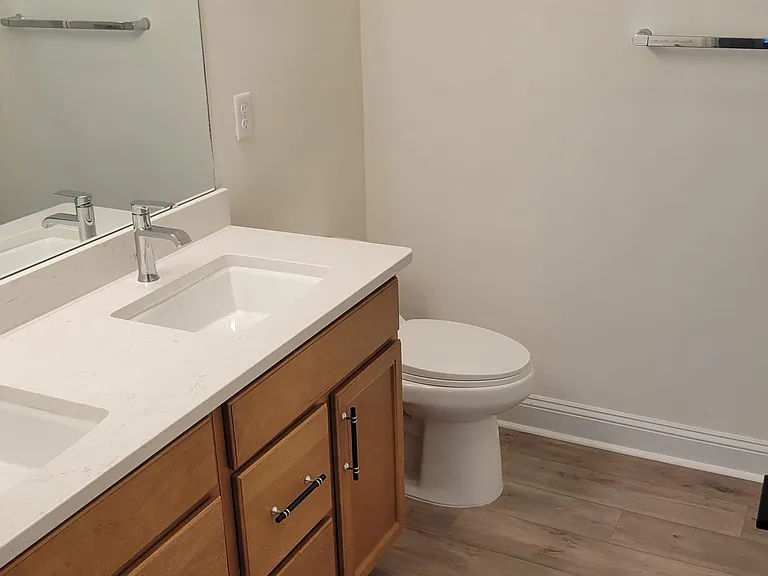 214 Santos Ln — Photo 10