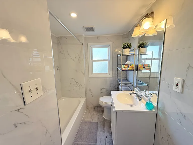 122 Cross St #1 — Photo 12