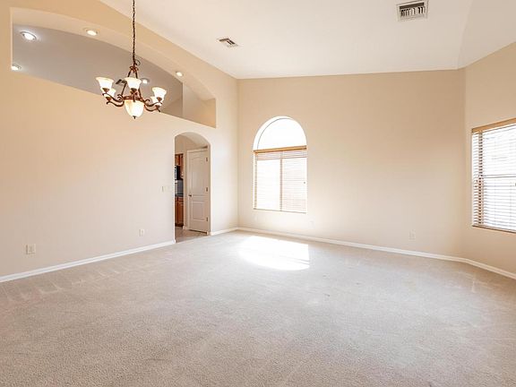 5th image of 14029 N 10th Pl