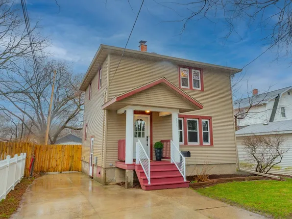 553 Stang St, Madison, WI 53704