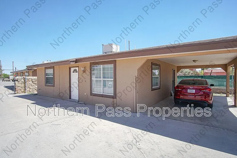 Building Photo - 216 S Schutz Dr #9