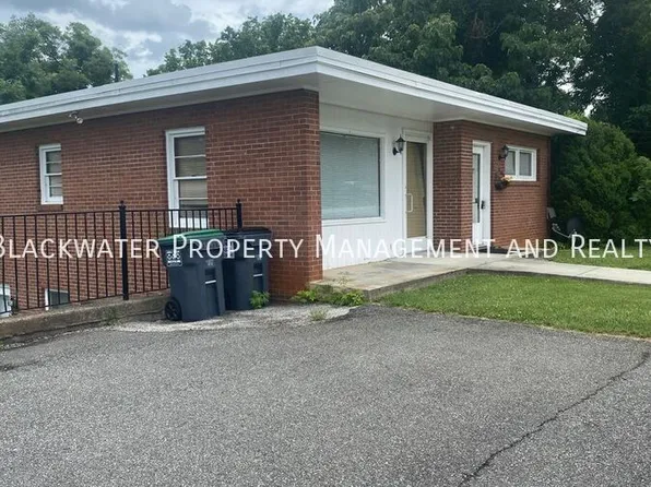 133 S Main St #A, Amherst, VA 24521