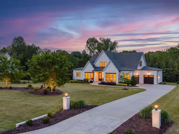 119 Rolling Woods Ct, Pittsboro, NC 27312