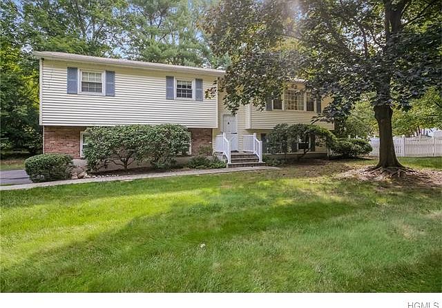 1st image of 2 Pepperill Ct