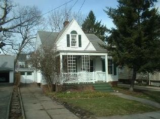 1652 Winton Ave, Lakewood, OH