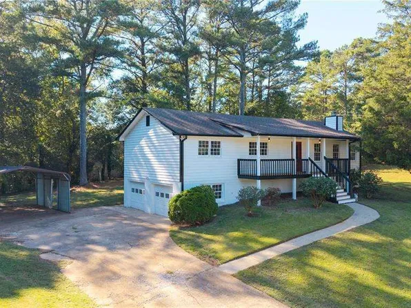 303 Old Farm Rd, Woodstock, GA 30188