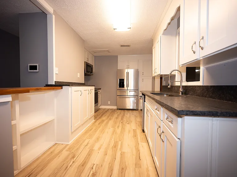 538 Norton Ave — Photo 10