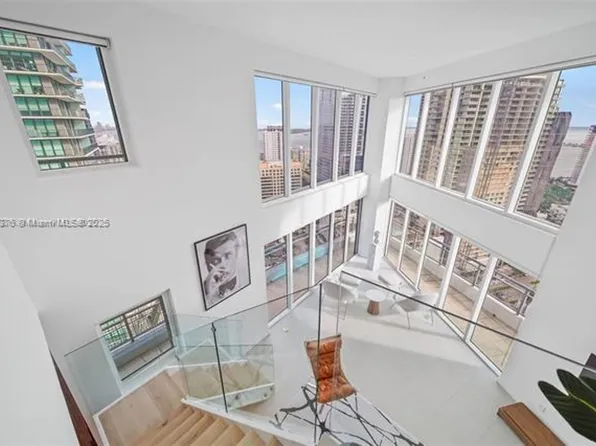 60 SW 13th St APT 2600, Miami, FL 33130